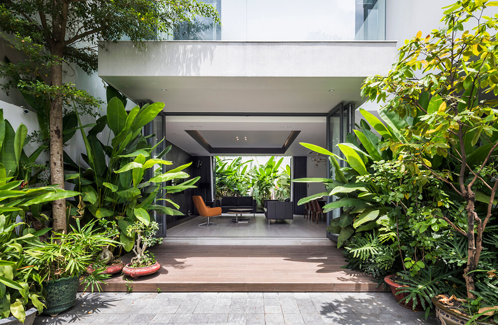 sân trong nhà phố 5