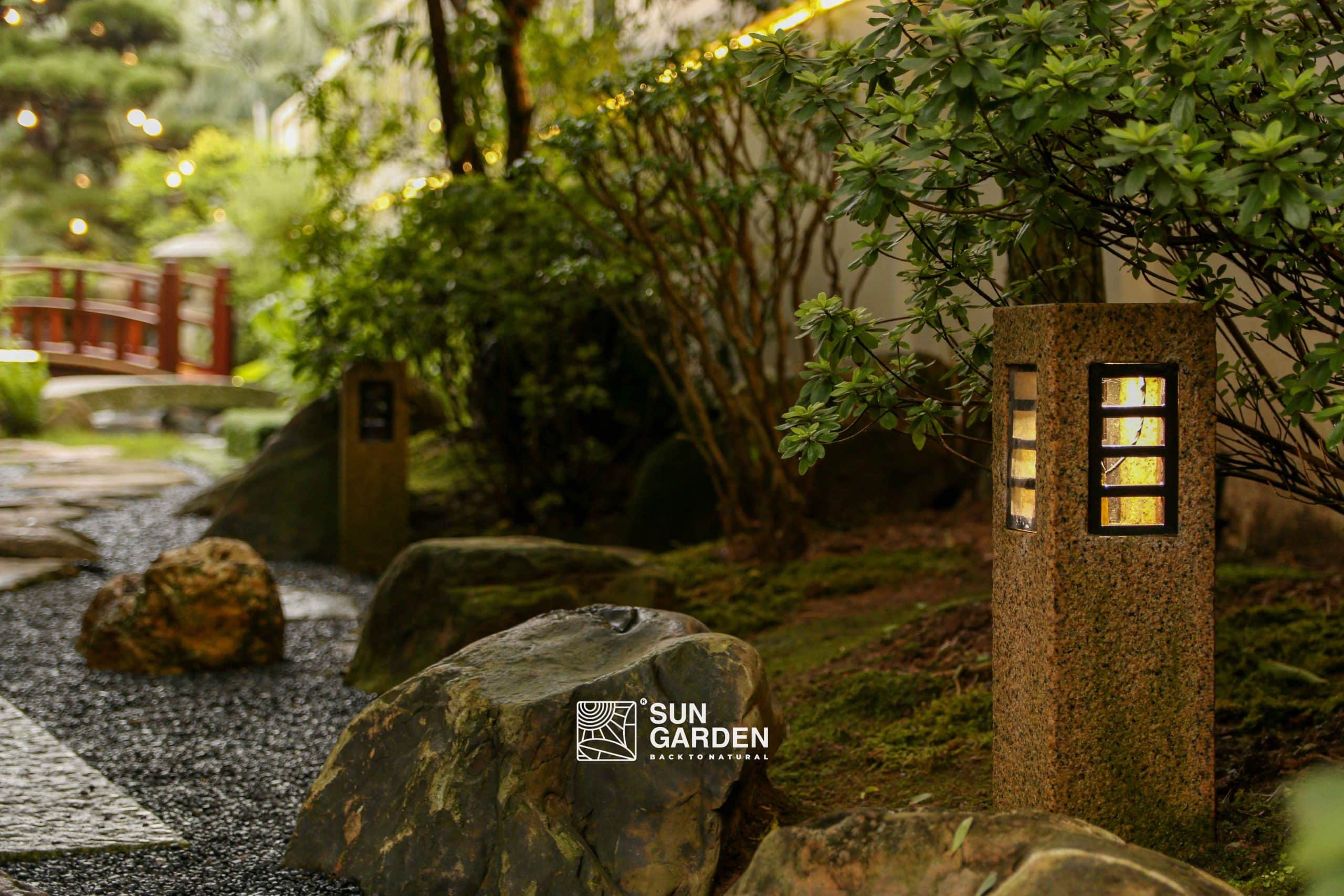 nhà có sân vườn 2