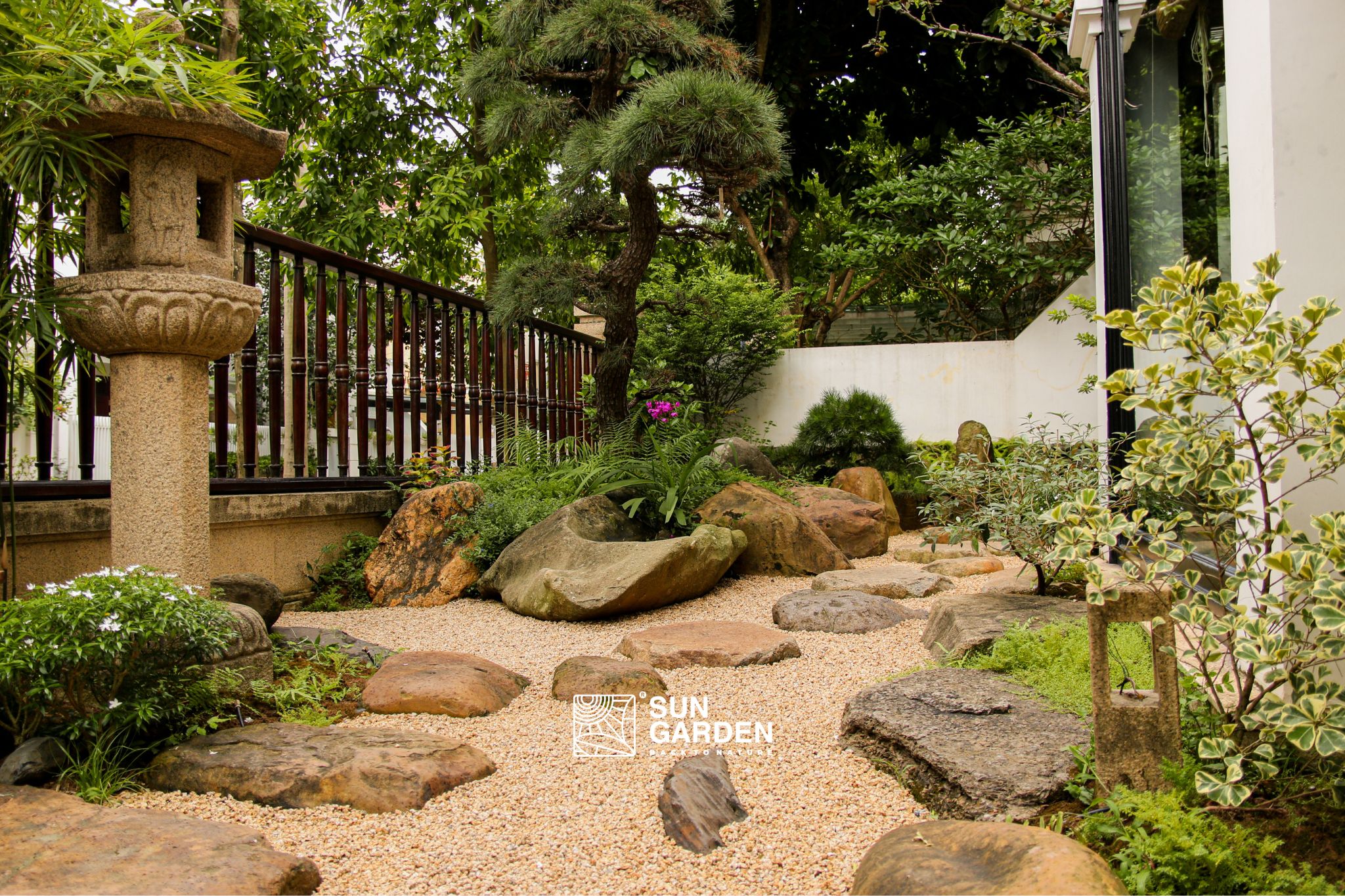 tiểu cảnh mini sân vườn 3