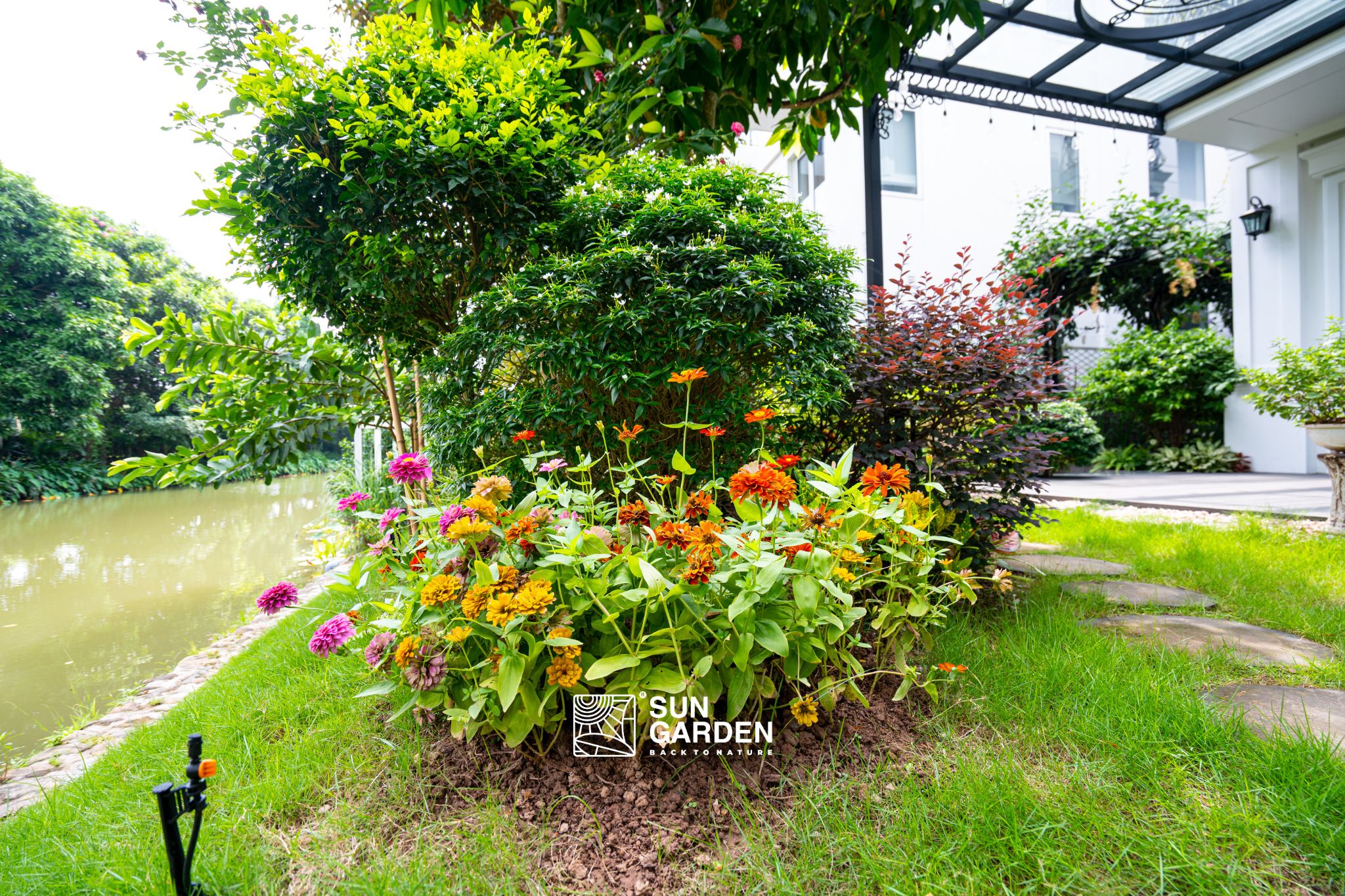 Sân vườn mini đẹp 1